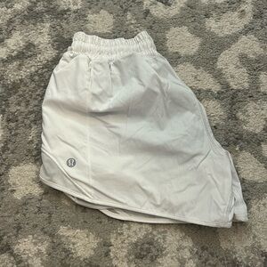 Size 4 Lululemon Hotty Hots